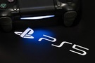 Playstation 5, herní konzole PS5 - Zdroj charnsitr, Shutterstock.com