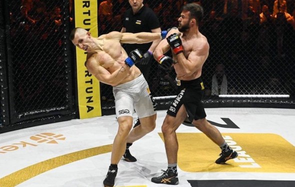 Bývalý CSGO hráč pashaBiceps vyhrál svůj první MMA zápas.